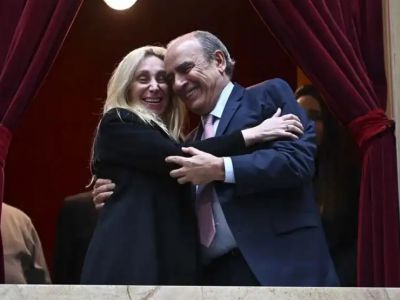 LLA busca postergar el debate del Presupuesto 2026 y utiliza a gobernadores como pieza clave